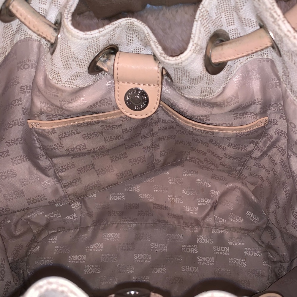Michael Kors Tan Monogram Handbag - Picture 6 of 7